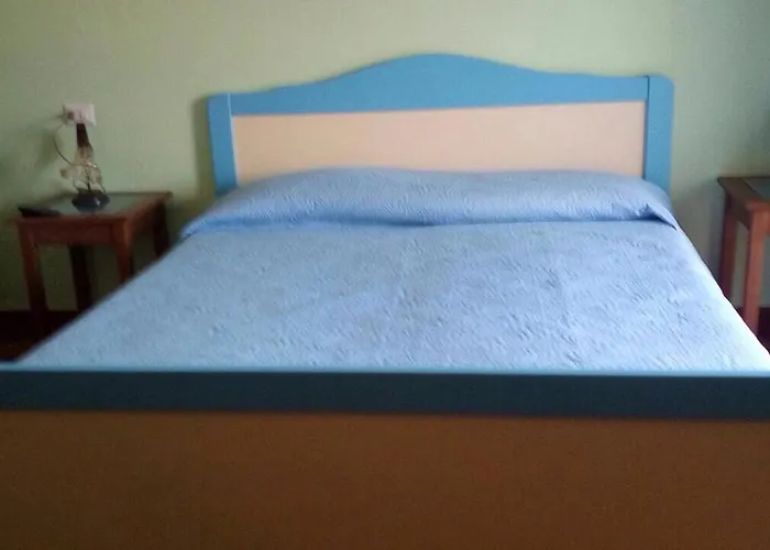 Alojamento de Acomodação e Pequeno-almoço La Scogliera Le Castella (Calabria)