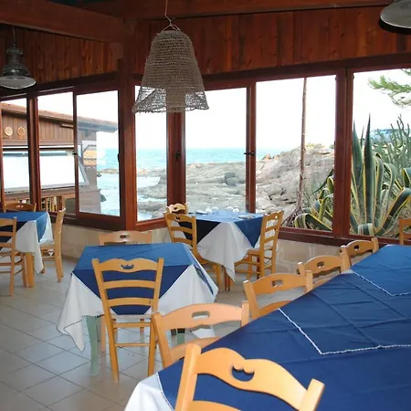 La Scogliera Bed & Breakfast