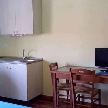 Bed & Breakfast La Scogliera 3*